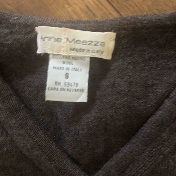 Anne meezza brownish tan long sleeve - Picture 2 of 2